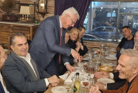Την κοπή της καθιερωμένης πρωτοχρονιάτικης πίτας του έκοψε μέσα σε πολύ ζεστή ατμόσφαιρα ο Φο.Δ.Σ.Α Πελοποννήσου